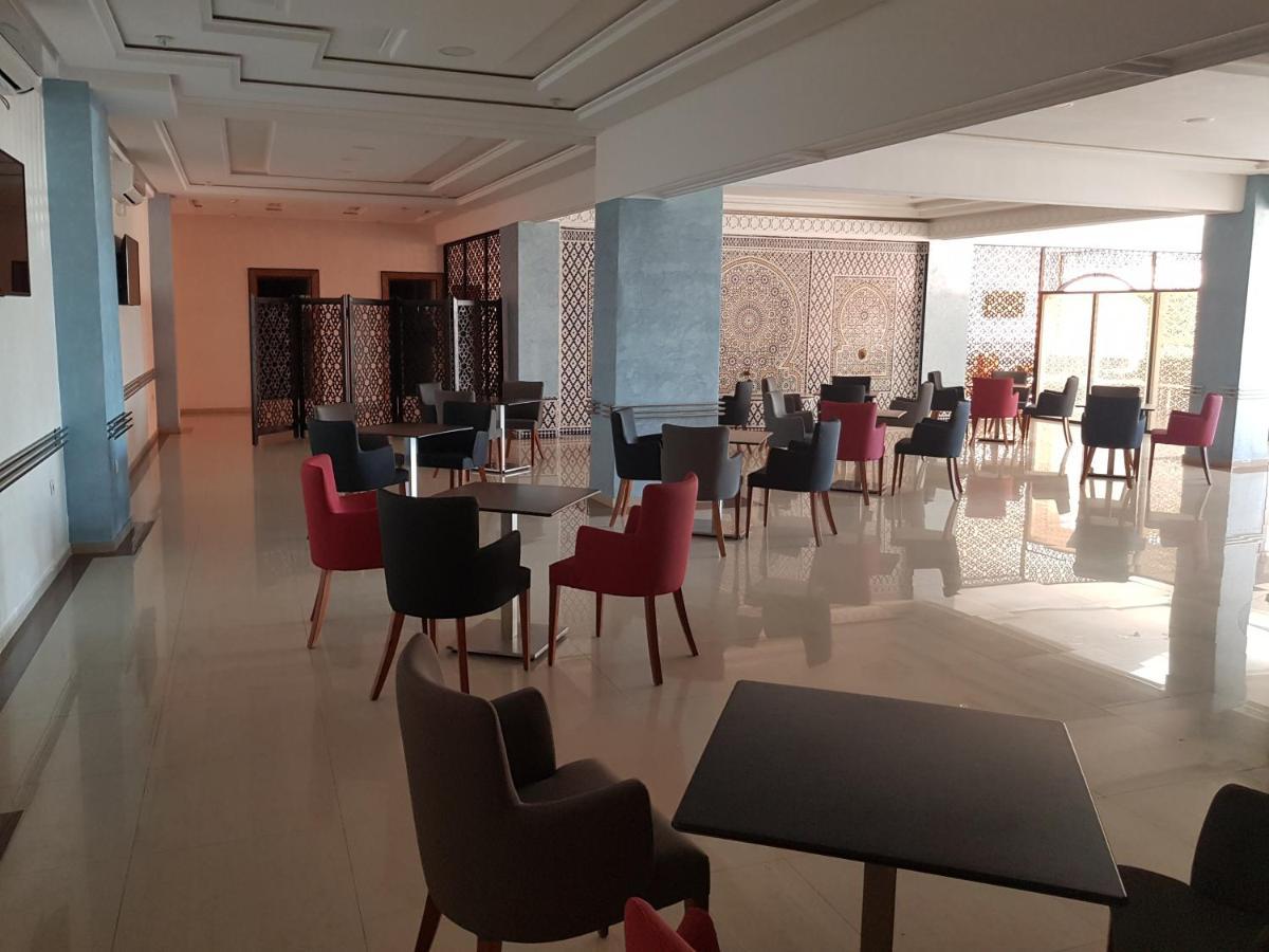 סאפי Hotel Al Madina מראה חיצוני תמונה