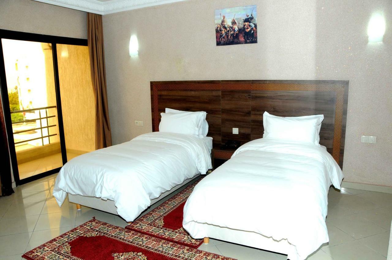 סאפי Hotel Al Madina מראה חיצוני תמונה